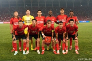辽宁铁人楠波湾主场3-1战胜上海申花