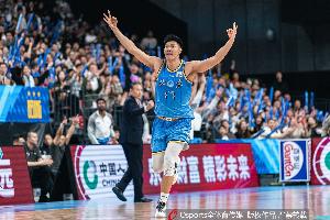 相关方面表示 北京首钢目前暂停了有关范子铭的可能交易操作