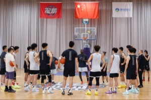 新帅就位，即刻开练！广州龙狮全新教练组开启首堂训练课