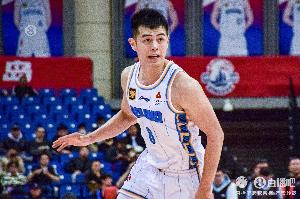 方硕加盟NBL长沙属于租借性质 两年租借合同到期后回北京队