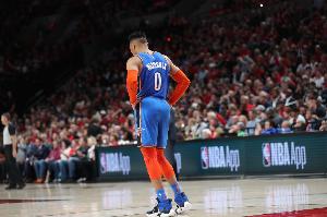 荣誉满身！NBA官方致敬威少：祝贺你非凡的18年生涯
