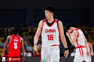 没失手！焦泊乔半场替补7分钟 3中3贡献7分&三分1中1