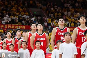 媒体人：中国男篮能进世界杯正赛 靠本土教练&不找归化打不进奥运