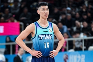 宁波男篮与罗凯文商议达成新的合同 签下一份2+1的合同