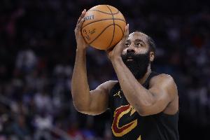 哈登37岁后仍签下9000万+大合同 NBA历史第二人&比肩詹姆斯