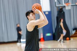 媒体人：前青岛男篮球员孙祥翔 加盟NBL贵州猛龙