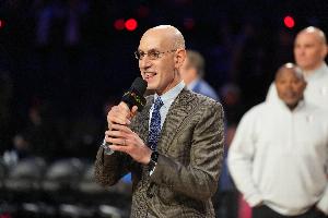 美记：NHL球队老板福利和沃尔玛家族是赌城球队候选 作价90亿美元