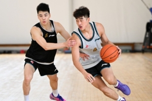 广厦男篮夏训进行时！备战青岛夏季联赛