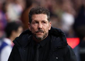 西蒙尼：小蜘蛛正在经历一个特殊时期，我们会一如既往地支持他