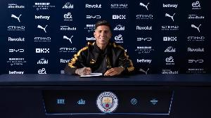 总计2.66亿欧，恩佐成为足坛首位两次转会费超过1亿欧的球员