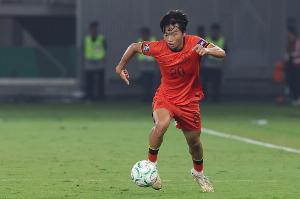 赛季报销！北青：李镇全左脚脚踝重伤，补招的两位球员无法参赛