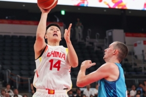 前7投全中！李弘权9中7&三分4中2 砍下16分9板3助&正负值+23