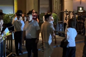 博主：库里深圳行并未走酒店门口直接进房间 有球迷遗憾等待6小时