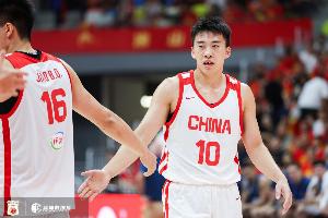 低开高走！王俊杰上半场0分 下半场强势反弹得到11分