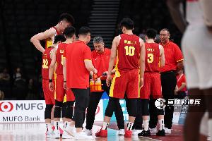 媒体人：中国男篮锋线告急 有多名队员受伤 也有队员无法出战比赛