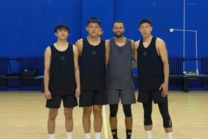 段昂君：很荣幸参与到库里中国行的训练中 虽然短暂但是受益良多