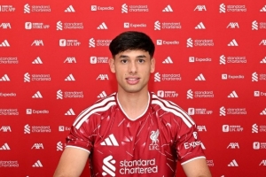 官方：利物浦青训学院签下19岁匈牙利中场帕特里克·法尔卡斯