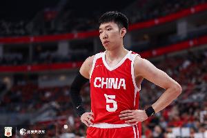媒体人：廖三宁今天拼了36分钟 把中国男篮扛在肩上  向他致敬！