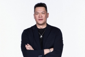 总经理生涯伯乐？朱芳雨：有个朋友建议我读中大EMBA 我听进去了
