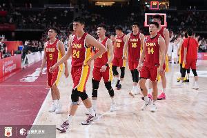 媒体人：输球总批球员教练没精气神 精气神需技战术托底