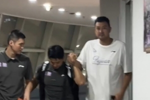 苏若禹同心杯伤退！诊断为肌肉撕裂 预计赶不上首轮体测需补测