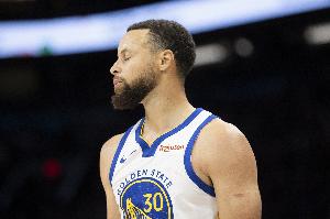 ESPN排库里排名第12！香波特：你永远不能把他排在前十之外！