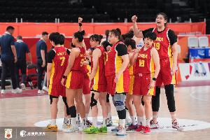 同一个输法！女篮三分球13中0 比韩国少12球 男篮比伊朗少8球！