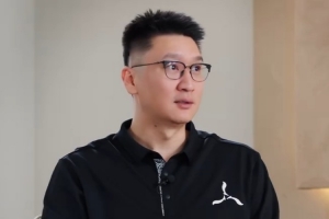 孙悦谈天赋差距：我卧推最大120kg 队友感谢我把热身重量放好了