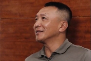 李群：建议球员先做助教再考虑主教练 好的教练不靠权威压人