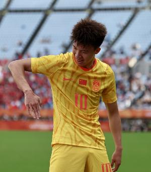未来可期！亚运男足12人能再赴日本踢下届U23亚洲杯:仅门将未登场