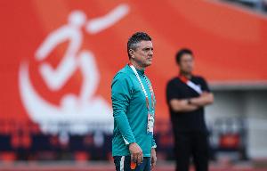 提升明显！安东尼奥3年后再被韩国逆转：上次控球仅24%，射门5-15