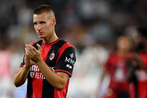 卡马达：我还在等待属于自己的时刻；西塞很强 我为他感到高兴