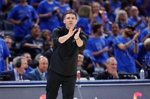 雷霆主帅谈NBA裁判执裁训练营：这能营造实战氛围