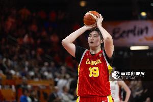 付政浩：张子宇明年WNBA参选概率高 多队有意&本人期待首轮中选