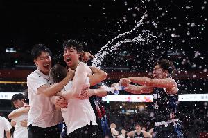 李贤重：夺金后母校铺红地毯欢迎我 让人受宠若惊 母亲也拿过金牌