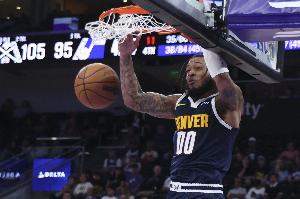 给足时间！惠特摩尔替补24分钟13中7拿下17分4板1断 正负值-21