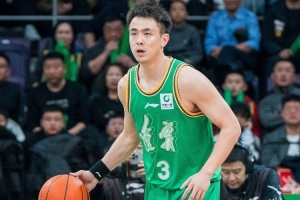 乌戈：继伟从国家队回来 给他两个月调整期 把他的身心状态调整好