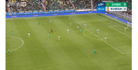 反应真快！张玉宁做球，曹永竞射门发生折射，刘世博迅速扑救