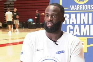 追梦：科尔要求我接球就投三分 称我出手时球队进攻效率非常高