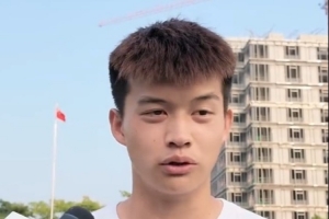 刘浩帆等浙江队球员进校园：很开心这么多人认识我，努力没白费