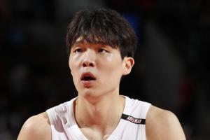 NBA生涯总得分破百！杨瀚森打满末节 拿到5分2板！！