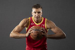 新援到位！博格丹&斯玛特两人合计4中4各砍5分